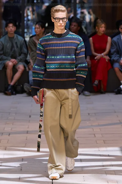 Look 34